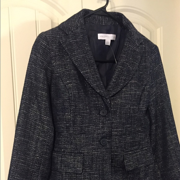 Blazer size 2 fits like a 4 - Picture 3 of 4