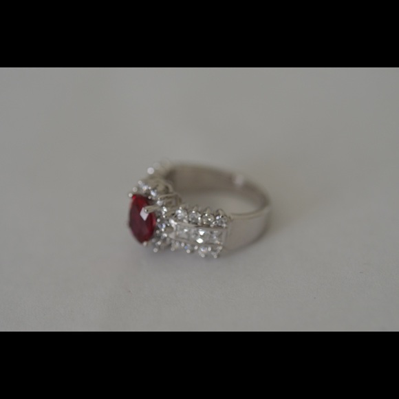 Ring - Picture 2 of 3