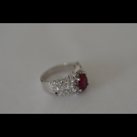 Ring - Picture 3 of 3