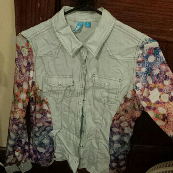 L ? amour  Jackets & Blazers - Blazer