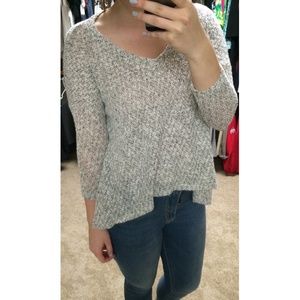 Francesa's gray sweater in perfect condition