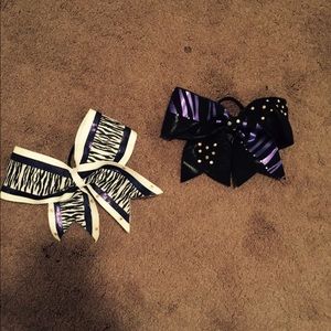 Cheer bows