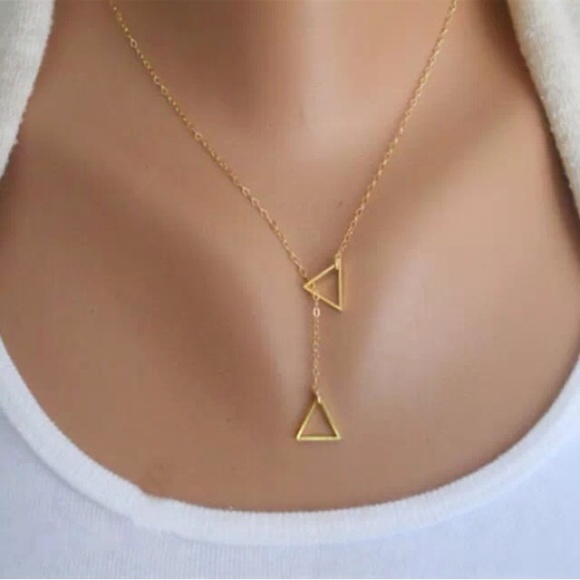 Simple Triangle Necklace