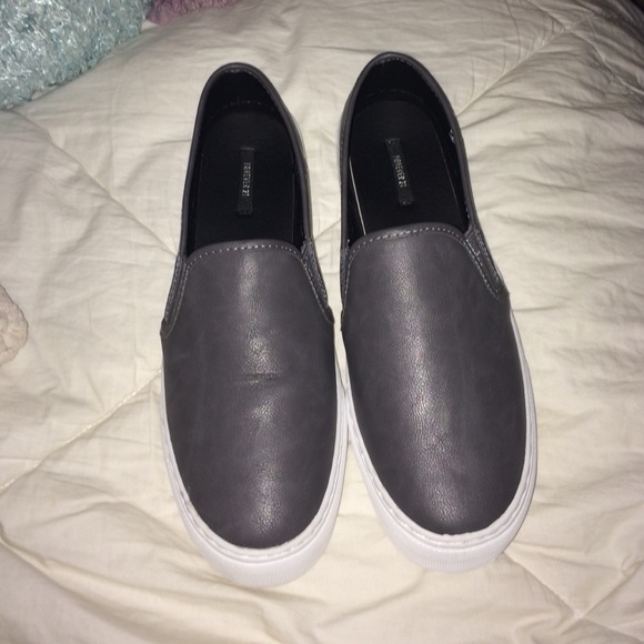 Dark grey leather vans style slip ons size 9
