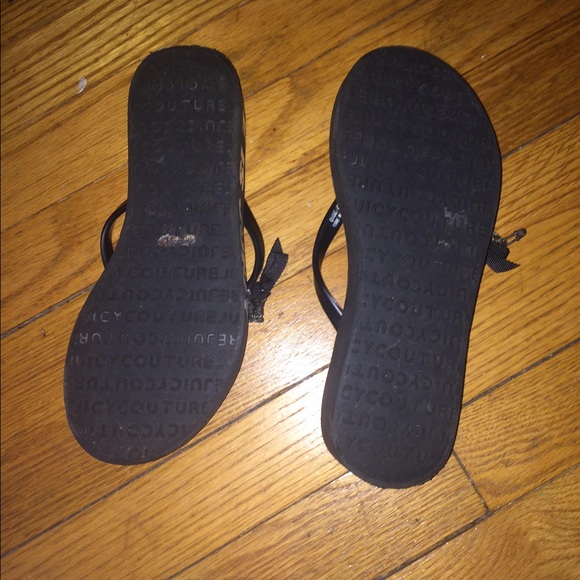 Juicy couture barely used flip flops - Picture 3 of 3
