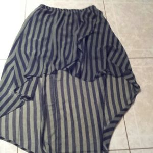 high low skirt