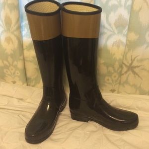 Authentic  Hunter rain boots