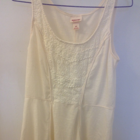 Cream crochet tank