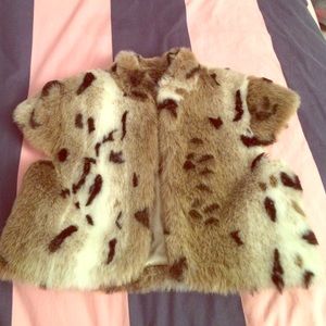 Nice faux fur, cropped, vest w/ silk lining XS