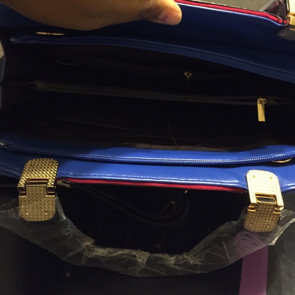 Handbag - Picture 3 of 3