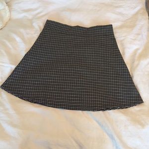 BRANDY MELVILLE SKIRT