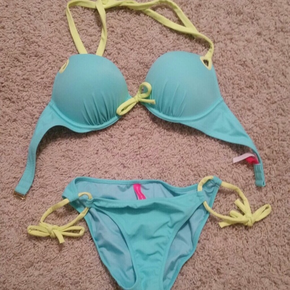 Victoria Secret bikini