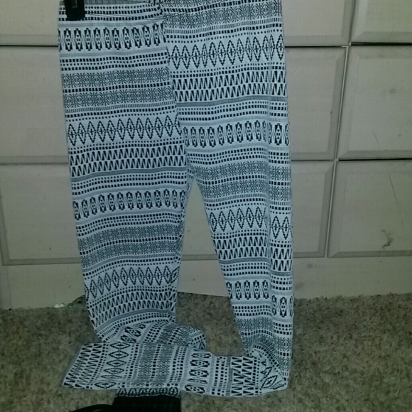 Aztec legging