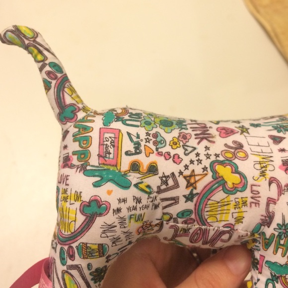 PINK dog *sold on MERC* - Picture 3 of 4