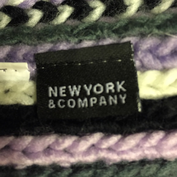Scarf - Picture 2 of 4