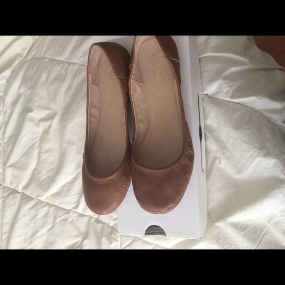 Aldo flats size 8