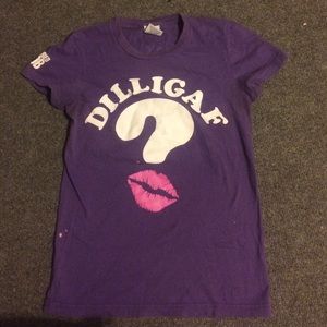 Married to the mob tee