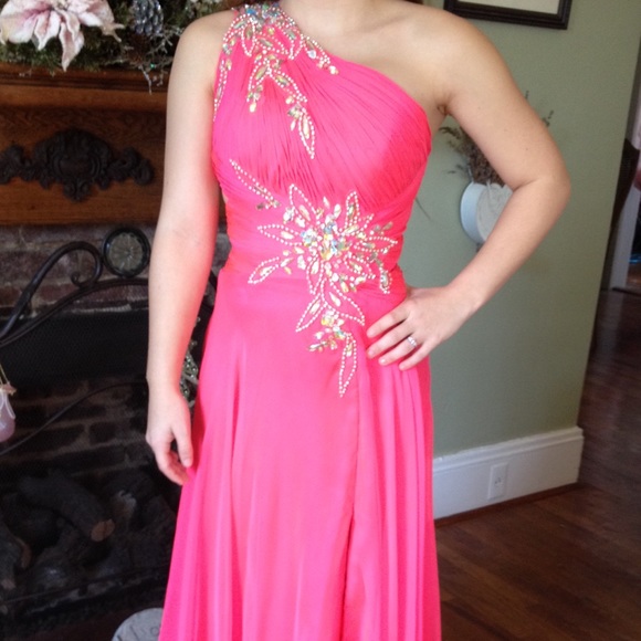 Gorgeous long pink prom dress
