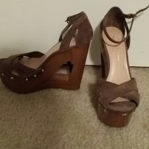 Jessica Simpson Wedges