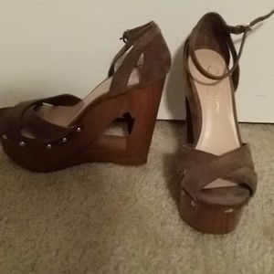 Jessica Simpson Wedges