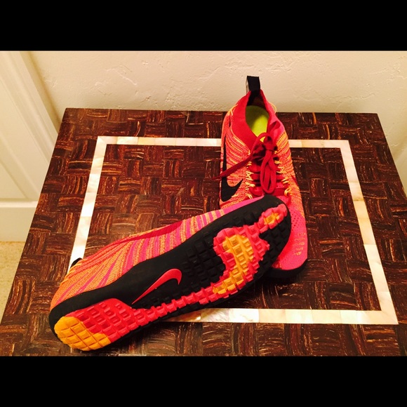 Nike Free HYPERFEEL 7.5