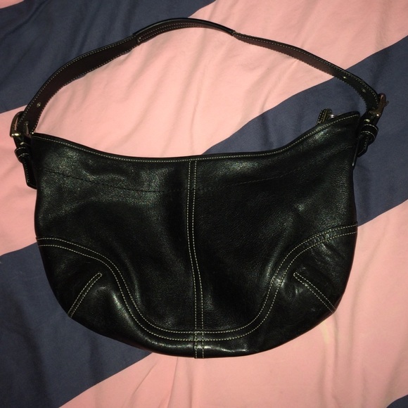 👜Coach leather hobo medium size preloved
