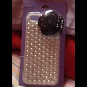 White Pearl iPhone 5 cell case