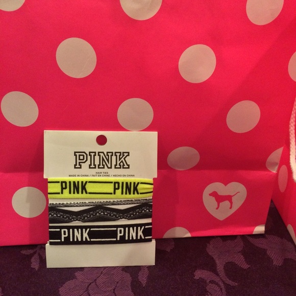 Victoria's Secret Accessories - SOLD🌷Victoria's Secret Pink Hair Ties 3- Pack 🌷