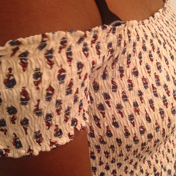 Top - Picture 3 of 4