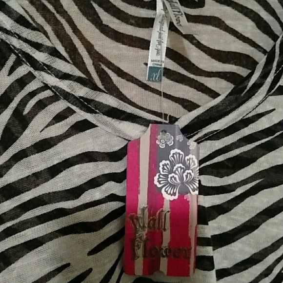 SOLD - Picture 2 of 3