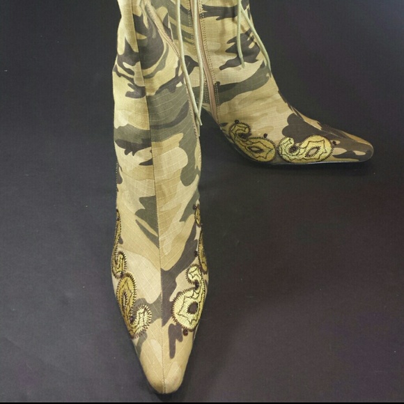Akdmks Shoes - Akdmks "Hotness" Camouflage Knee High Boots Akdmks Shoes - Akdmks "Hotness" Camouflage Knee High Boots