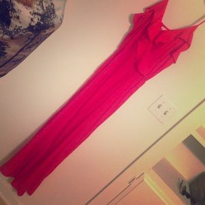 Red maxi