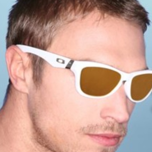 Oakley Jupiter sunglasses - Picture 4 of 4