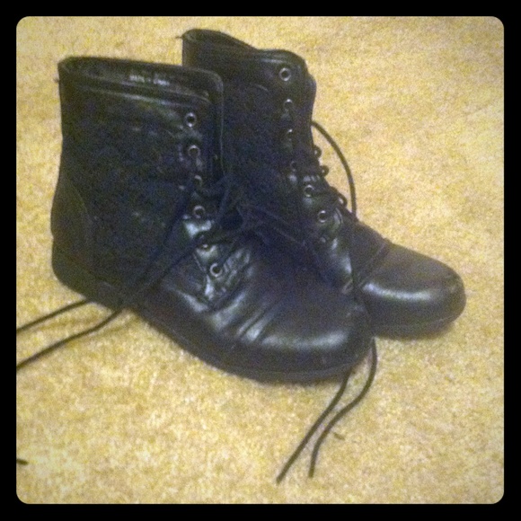 Black boots