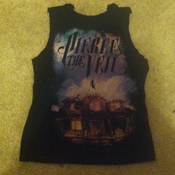 Hottopic, Pierce The Veil band Muscle t-shirt