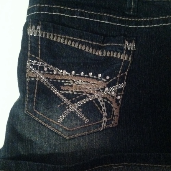 Apollo jean shorts - Picture 2 of 3