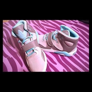 Adidas Roundhouse Mid Turquoise