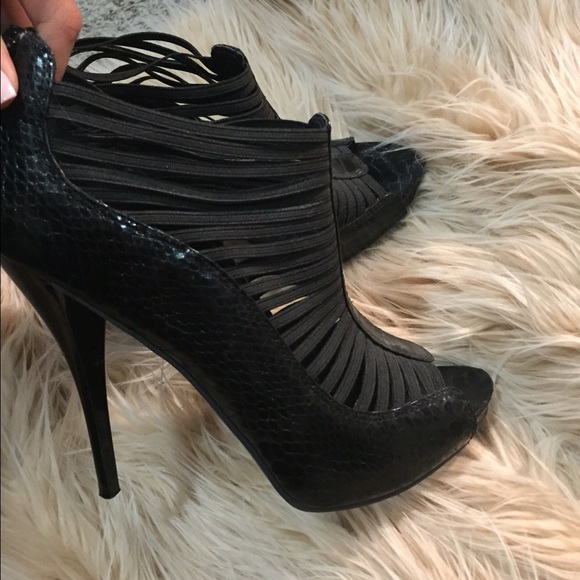 Carlos Santana Heels