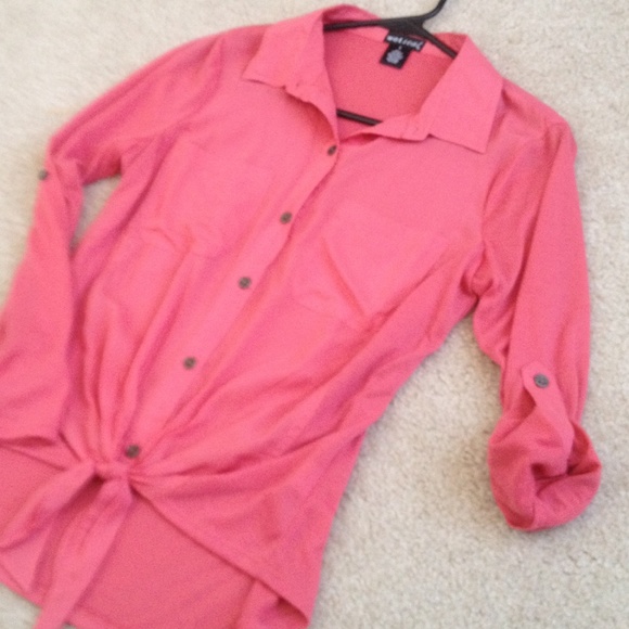 Button up top Small, coral pink color, casual tie - Picture 1 of 3