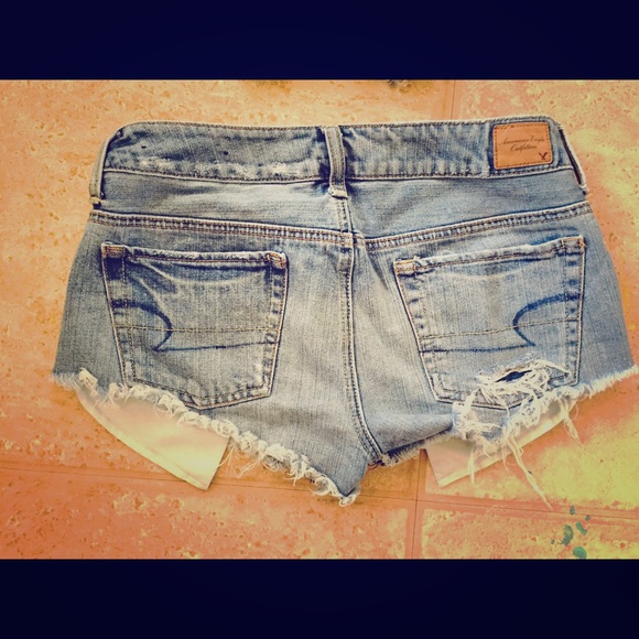 American eagle short shorts!