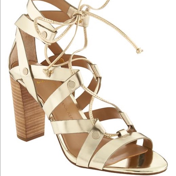 Banana republic eryn heeled sandal size 7