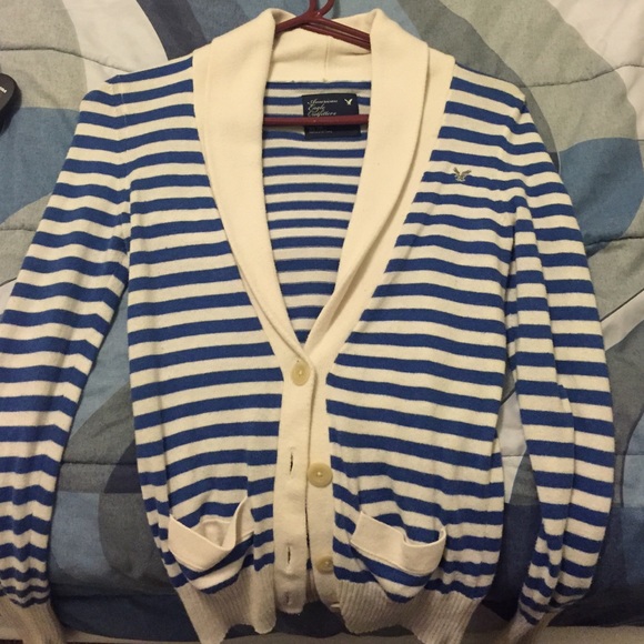 American Eagle Cardigan