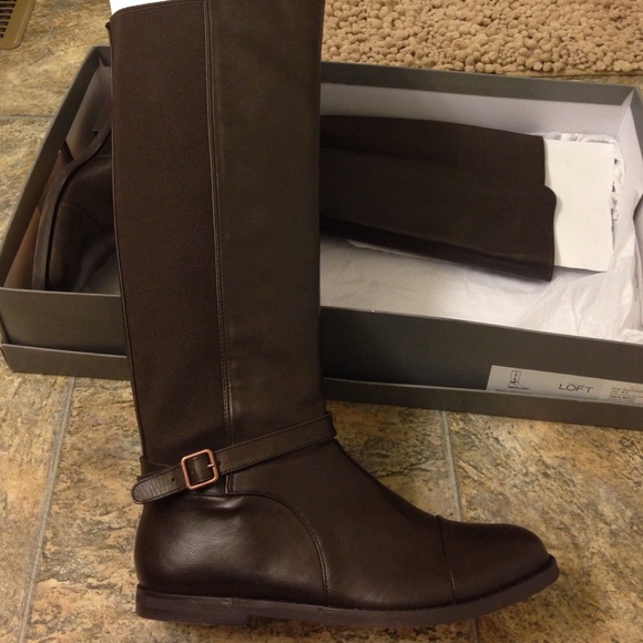 Brand new Loft brown boots!!
