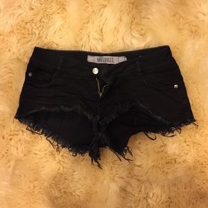 BRANDY MELVILLE CUTOFFS