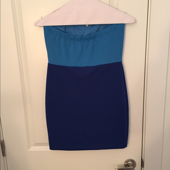 Blue Party Dress 🎉 - Picture 3 of 4