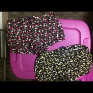 Miley Cyrus floral shorts bundle!!