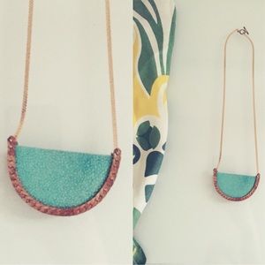 Anthropologie stingray necklace Turqouise