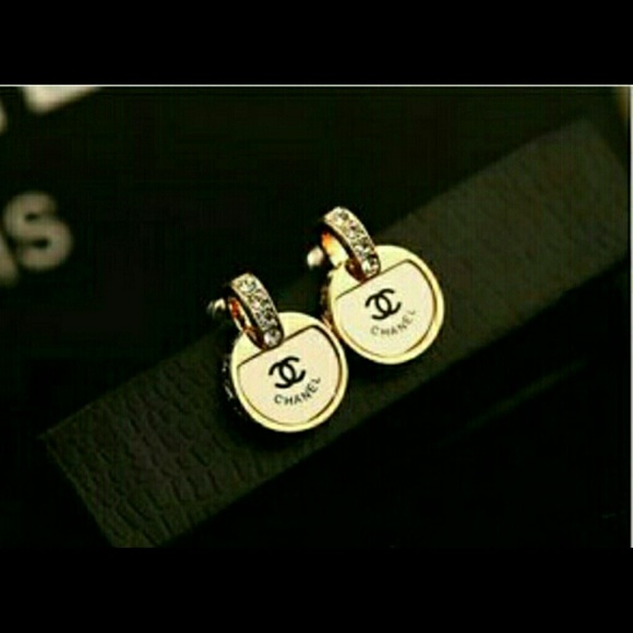 ONE HOUR FLASH SALE!!!