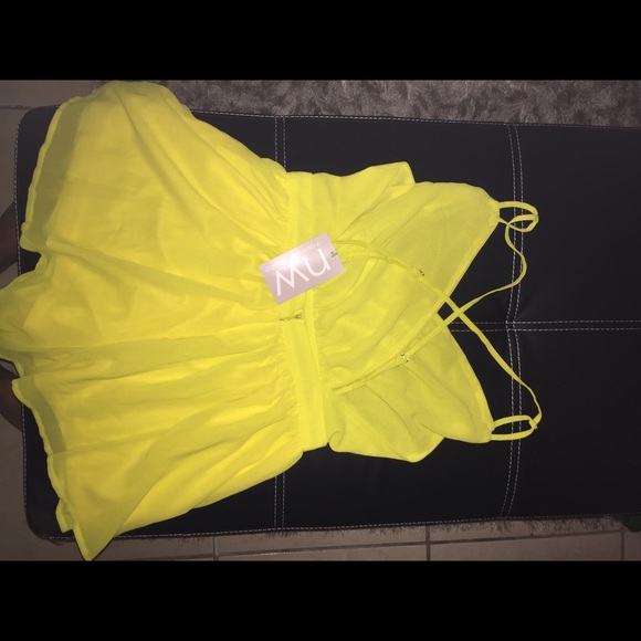 Cute girly dress!!!!💚💚💚💚 - Picture 2 of 4