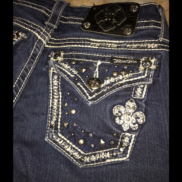 Excellent condition size 24 Miss Me Jeans - Picture 2 of 4